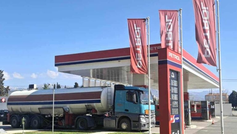 Nove cijene goriva od ponoći, Vlada tvrdi da je sve pod kontrolom