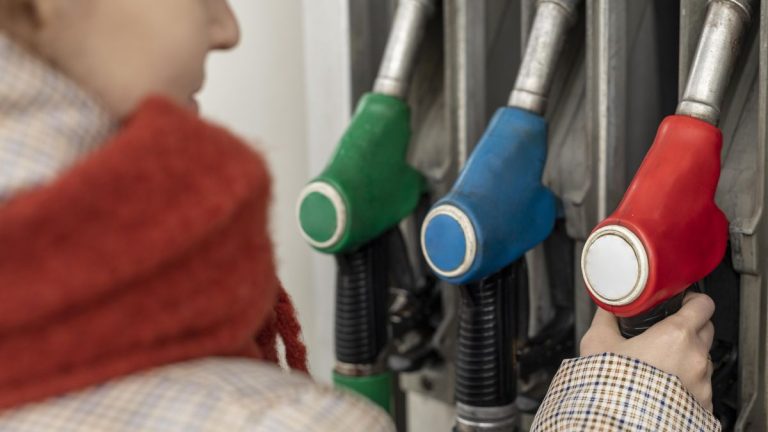 Pad cijena goriva na domaćim pumpama