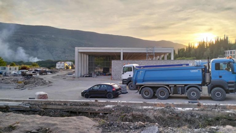 Umjesto do početka ljeta, nova autobuska stanica u Herceg Novom možda do kraja godine
